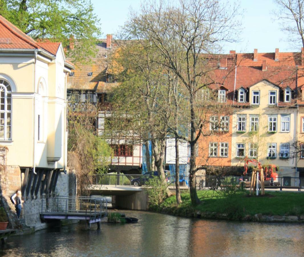 Am Puls Der Altstadt Ерфурт Екстериор снимка